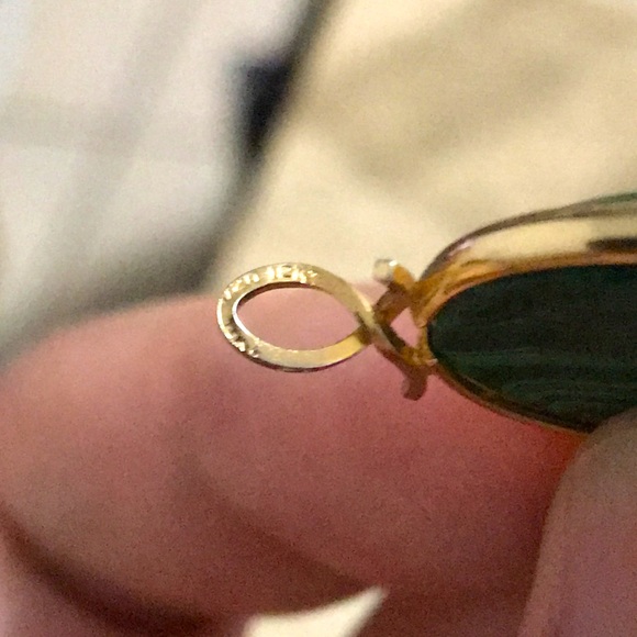 Vintage Malachite 12k Gold Filled Oval Pendant - Picture 4 of 4